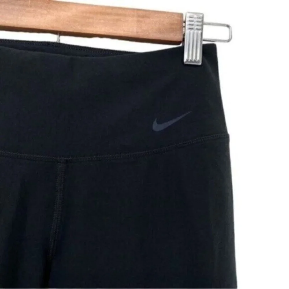 Nike Women’s Leggings Black Yoga Pants
